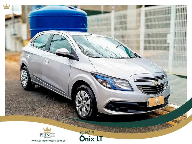 Carro Chevrolet Onix 2014 1.0 LT SPE/4