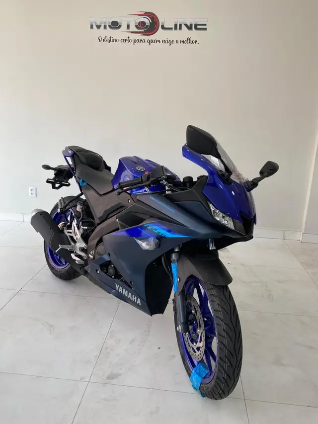 Moto Yamaha YZF R15 2025 ABS