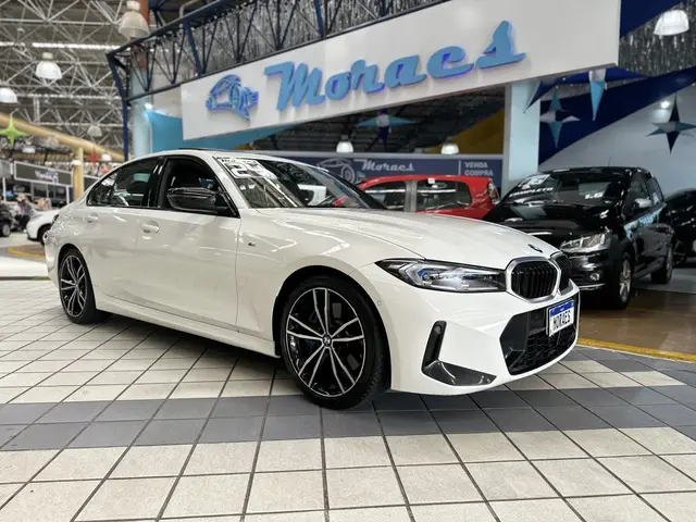 Carro BMW 320i 2024 M Sport 2.0 Turbo (Aut.)