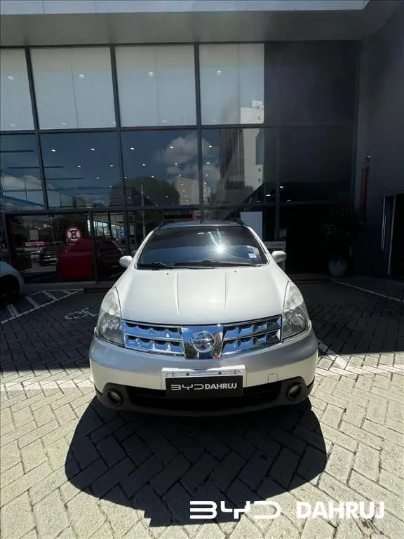 Carro Nissan Grand Livina 2011 SL 1.8 16V (flex) (aut)