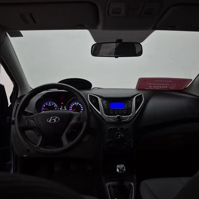 Carro Hyundai HB20S 2015 1.6 Comfort Plus (Flex)
