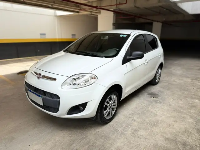 Carro Fiat Palio 2013 Attractive 1.0 8V (Flex)
