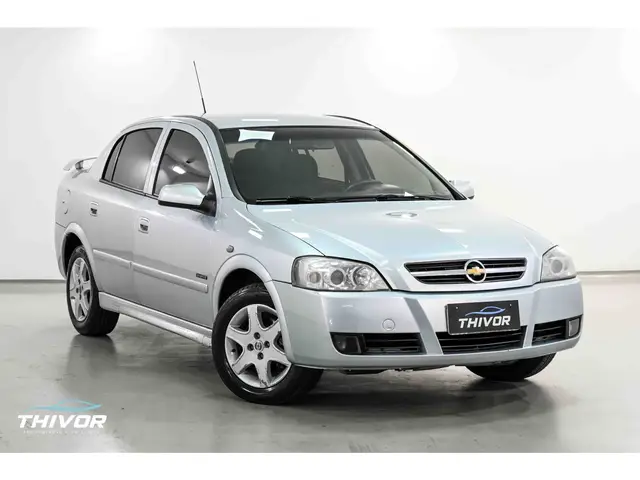 Carro Chevrolet Astra Sedan 2008 Advantage 2.0 (Flex)
