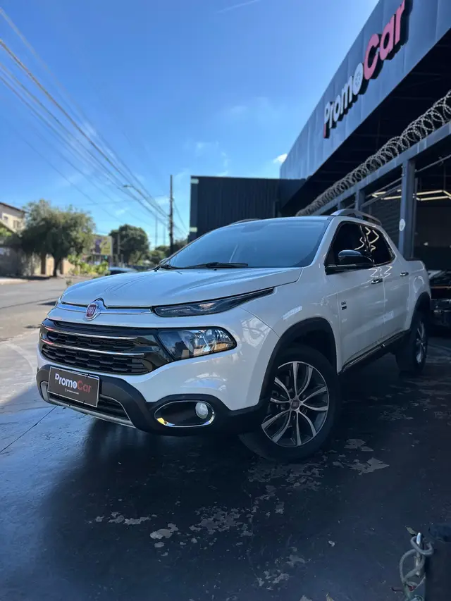 Carro Fiat Toro 2020 Volcano 2.4 AT9 4x2 (Flex)
