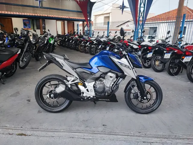 Moto Honda CB 300F Twister 2026 ABS