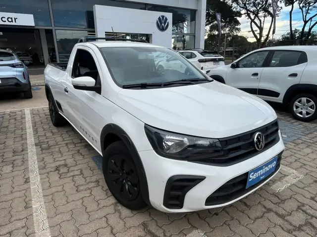 Carro Volkswagen Saveiro 2024 Robust CS 1.6