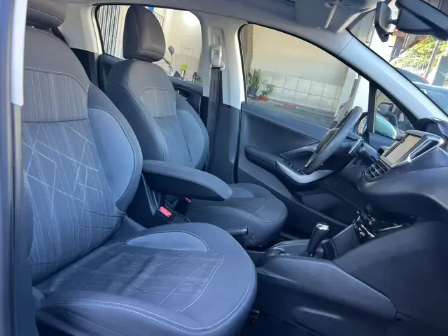 Carro Peugeot 208 2014 Griffe 1.6 16V (Flex) (Aut)