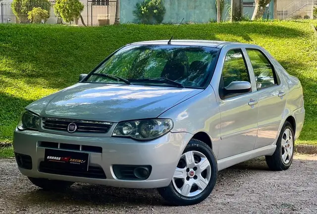 Carro Fiat Siena 2010 Celebration 1.0 Fire Flex 8V 4p