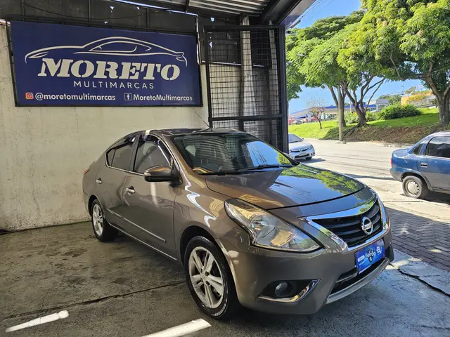 Carro Nissan Versa 2018 1.6 16V Unique CVT (Flex)