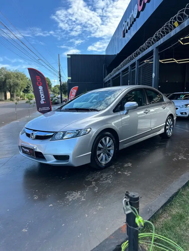 Carro Honda Civic 2010 New  LXL 1.8 16V i-VTEC (Flex)