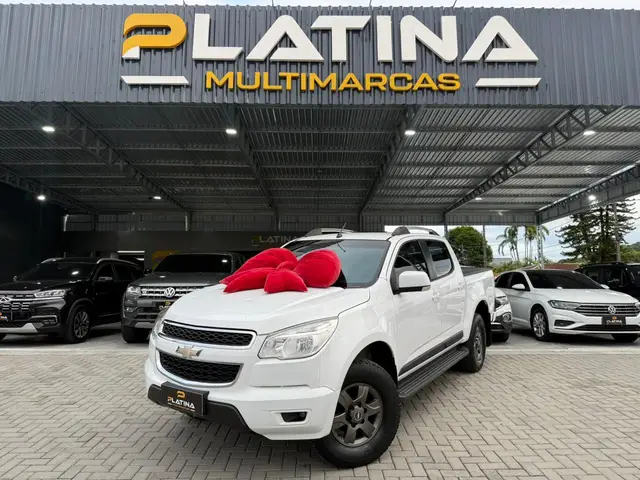 Carro Chevrolet S10 Cabine Dupla 2013 S10 LT 2.8 diesel (Cab Dupla) 4x2