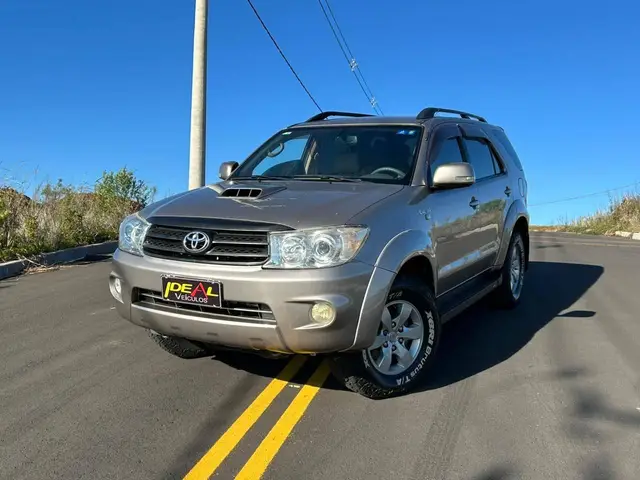 Carro Toyota Hilux SW4 2011 SRV 4x4 3.0 Turbo  (aut)