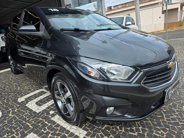 Carro Chevrolet Onix 2018 1.4 LTZ SPE/4 (Aut)