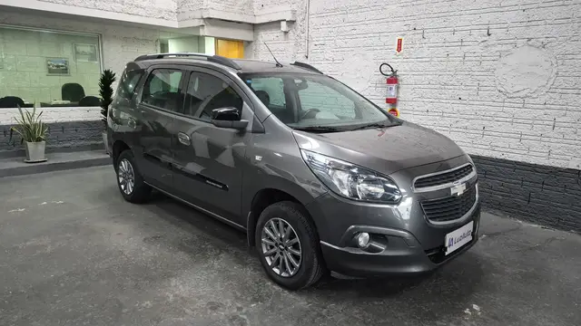 Carro Chevrolet Spin 2014 Advantage 5S 1.8 (Flex) (Aut)