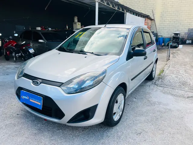Carro Ford Fiesta Hatch 2011 1.0 (Flex)