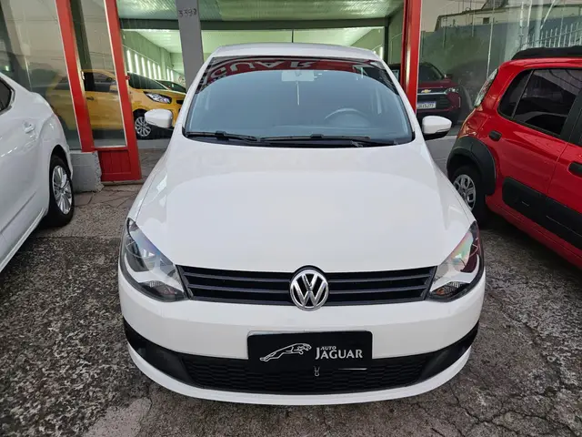 Carro Volkswagen Fox 2014 1.6 VHT (Flex)