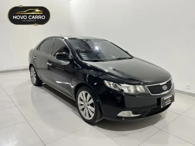 Carro Kia Cerato 2013 SX 1.6 16V E.284(aut)