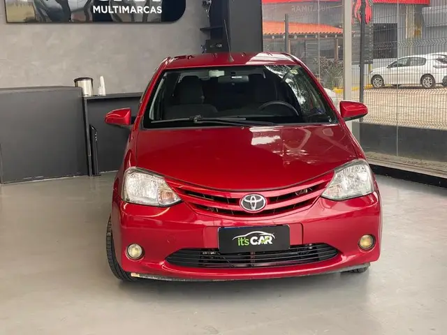 Carro Toyota Etios 2014 XS 1.5 (Flex)