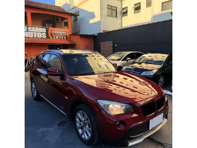 Carro BMW X1 2011 2.0 sDrive18i Top (Aut)