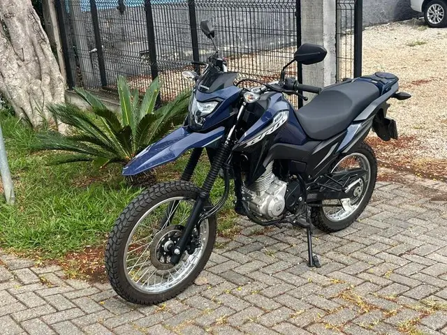 Moto Honda NXR 160 2026 Bros CBS