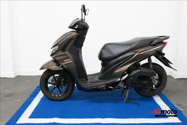 Moto Yamaha Fluo 2025 ABS