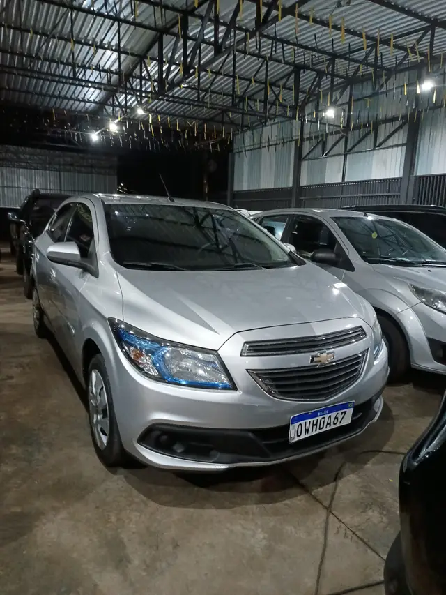 Carro Chevrolet Onix 2014 1.0 LT SPE/4