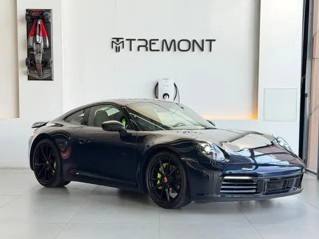 Carro Porsche 911 2020 Carrera