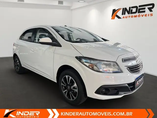 Carro Chevrolet Onix 2014 1.4 LT SPE/4