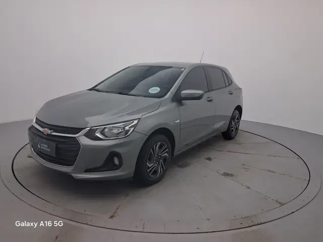 Carro Chevrolet Onix 2025 LT 1.0