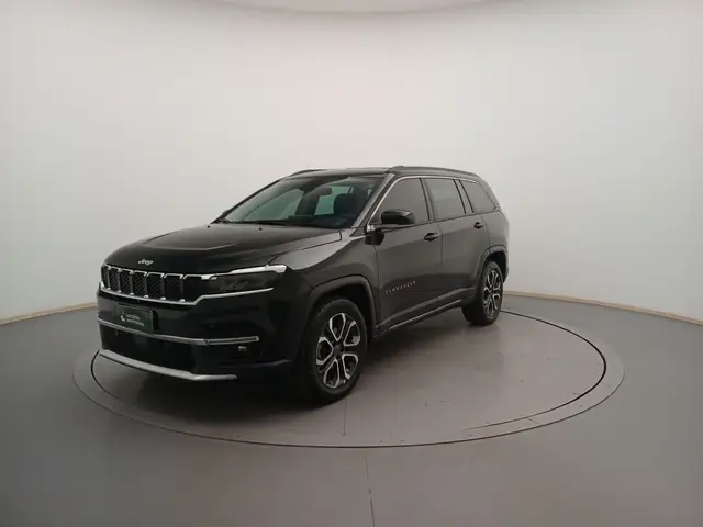 Carro Jeep Commander 2023 Limited 1.3 T270