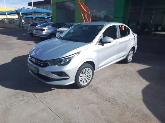 Carro Fiat Cronos 2025 Drive 1.0