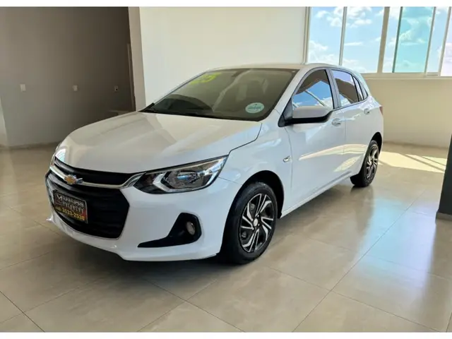 Carro Chevrolet Onix 2025 LT 1.0