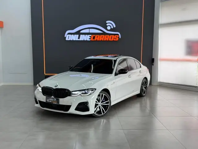 Carro BMW 330e 2022 M Sport 2.0 Turbo Híbrido (Aut)