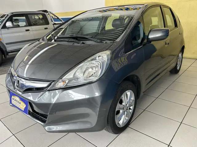 Carro Honda Fit 2013 LX 1.4 (flex)