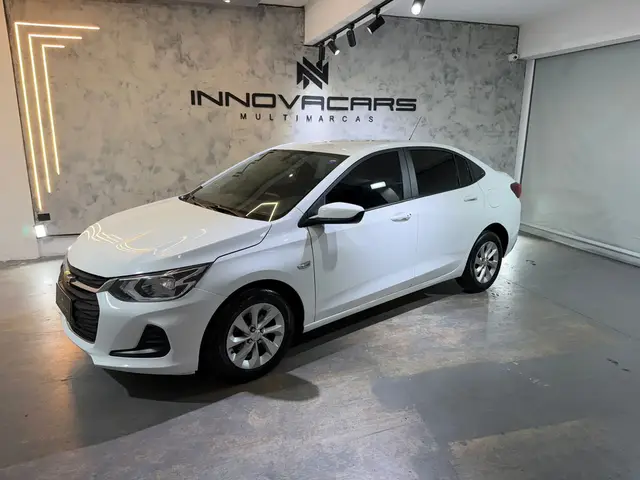 Carro Chevrolet Onix Plus 2023 LT 1.0