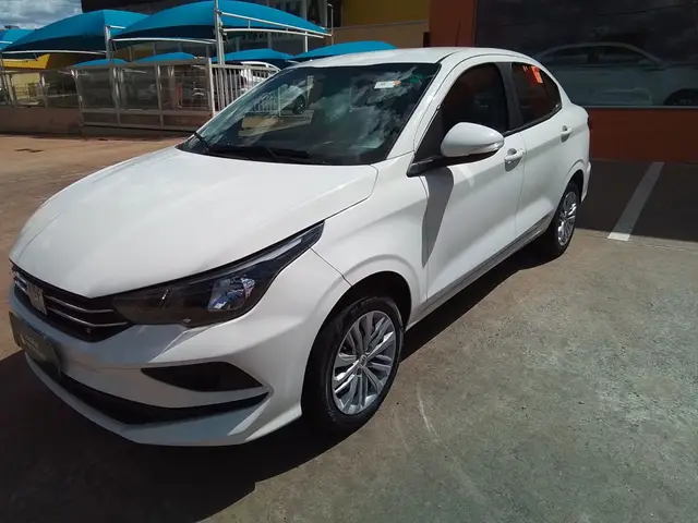 Carro Fiat Cronos 2025 Drive 1.0