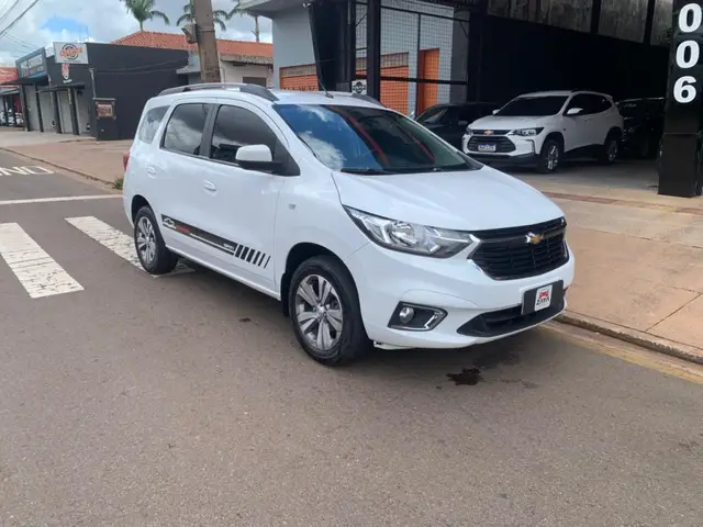 Carro Chevrolet Spin 2024 Premier 1.8 (Aut.)