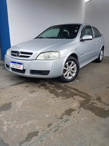 Carro Chevrolet Astra Hatch 2005 Comfort 2.0 (Flex) 2p