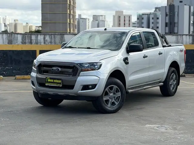 Carro Ford Ranger Cabine Dupla 2017 Ranger 2.2 TD XLS CD 4x4 (Aut)