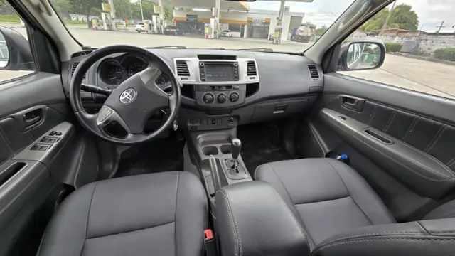 Carro Toyota Hilux Cabine Dupla 2012 Hilux 2.7 SR CD 4x2 (Flex) (Aut)