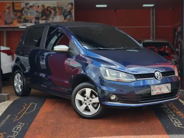 Carro Volkswagen Fox 2016 1.6 MSI Rock in Rio (Flex)