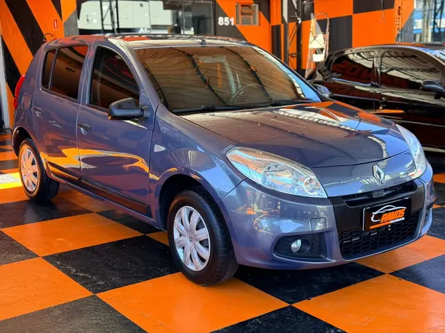 Carro Renault Sandero 2013 Expression 1.0 16V (flex)