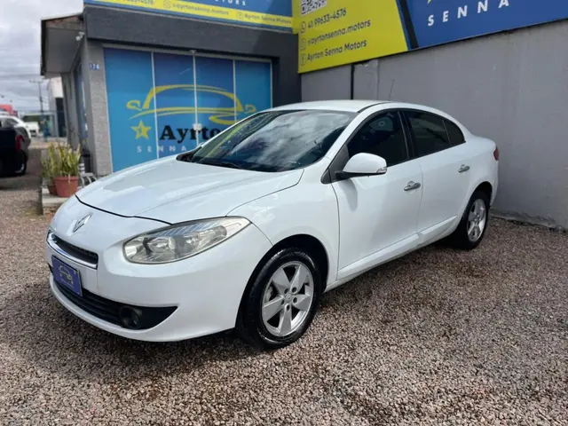 Carro Renault Fluence 2012 2.0 16V Dynamique (Flex)