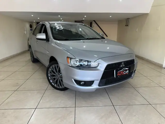 Carro Mitsubishi Lancer 2018 2.0 16V HL-T CVT