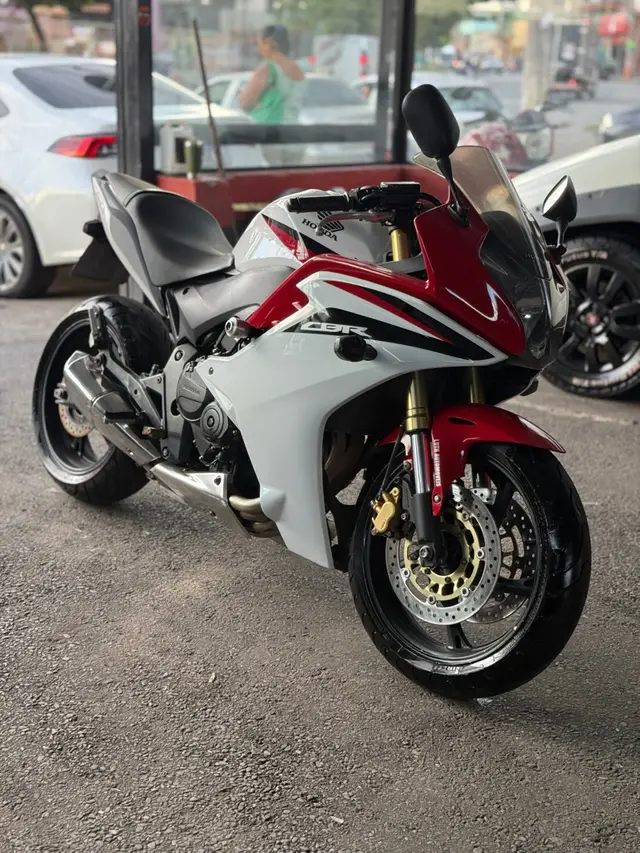Moto Honda CBR 600 2013 F (Standard)