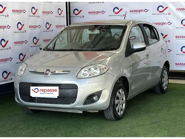 Carro Fiat Palio Weekend 2013 Attractive 1.4 8V (Flex)