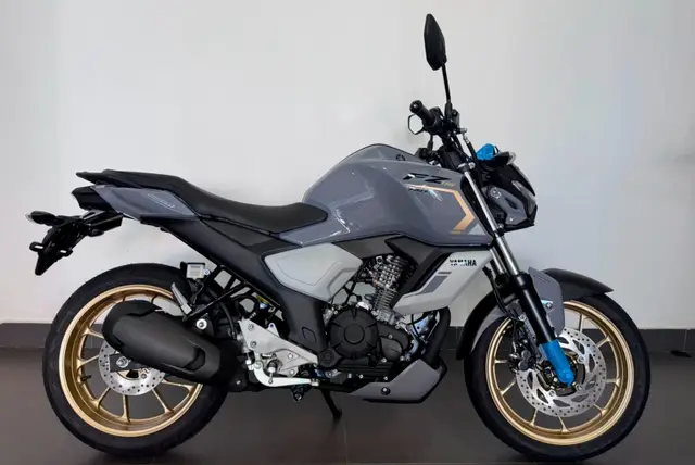 Moto Yamaha Fazer FZ15 2026 Connected