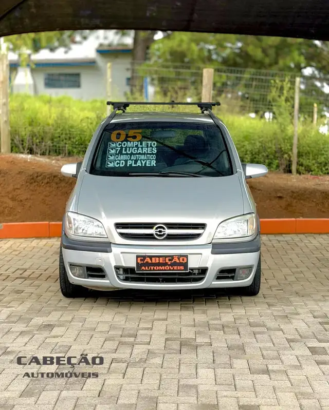 Carro Chevrolet Zafira 2005 Elegance 2.0 16V