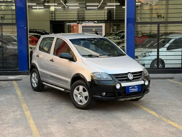Carro Volkswagen CrossFox 2010 1.6 (Flex)