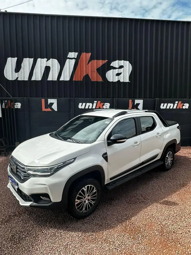 Carro Fiat Strada 2023 Ranch 1.3 Flex 8V CD Aut.